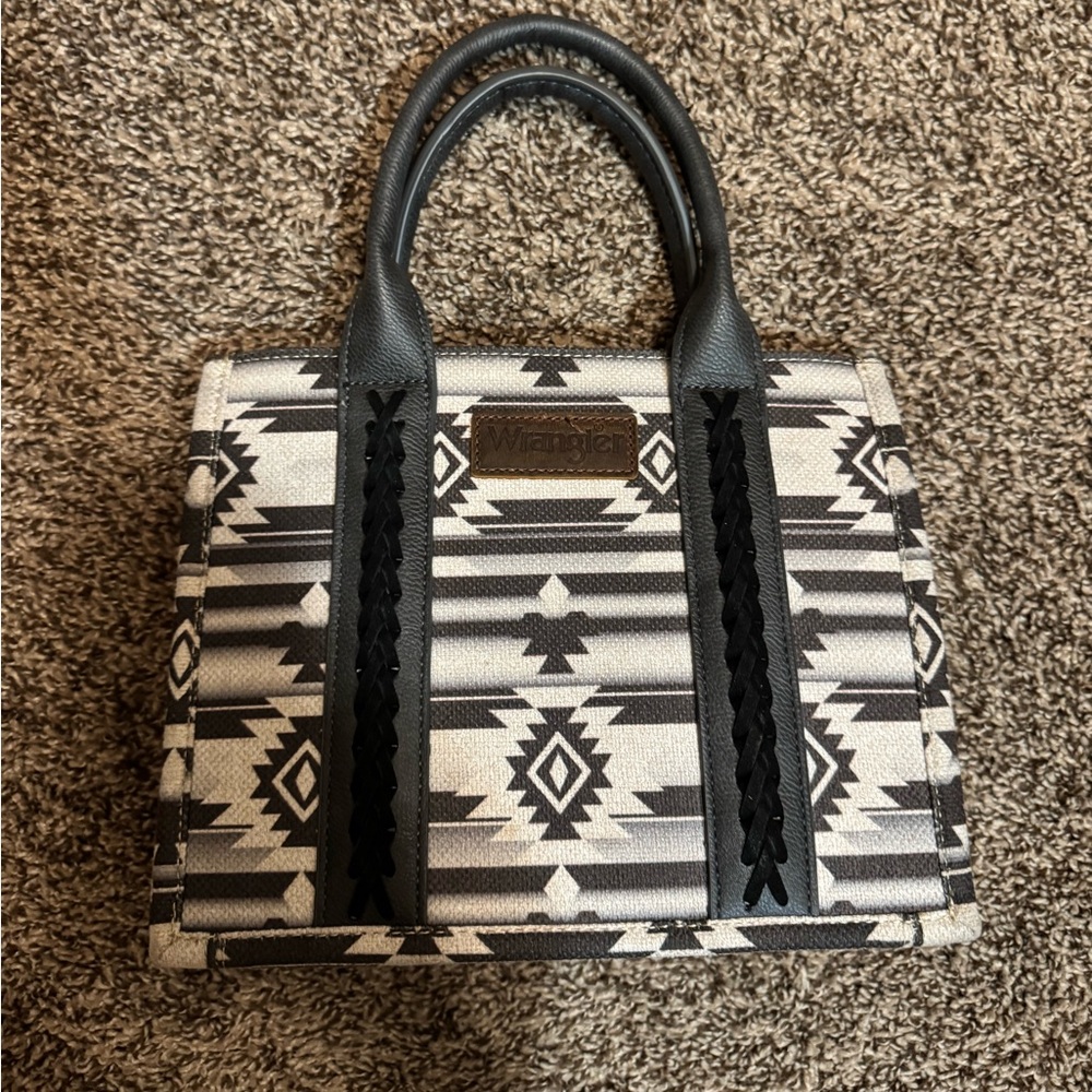 Wrangler Black and White Patterned crossbody purse